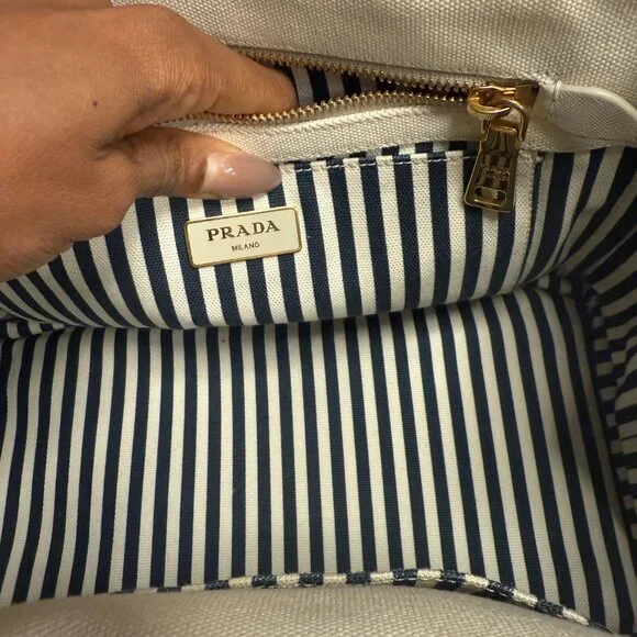 Prada Small White Canapa Logo Tote w/ Strap & Authenticity Certificate Card - Picture 13 of 16